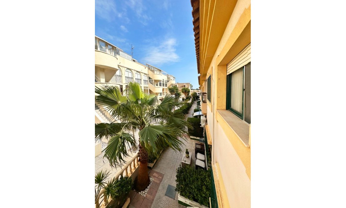 Resale - Town House -
Orihuela Costa - Costa Blanca