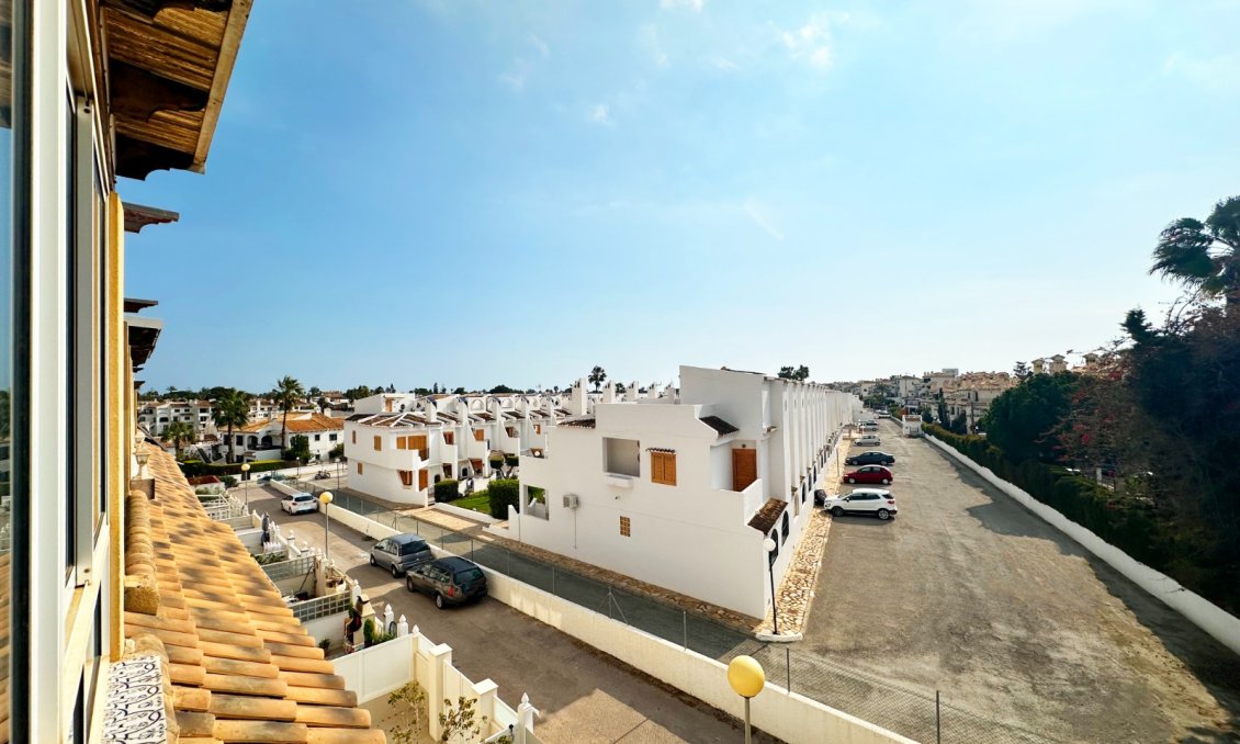Resale - Town House -
Orihuela Costa - Costa Blanca
