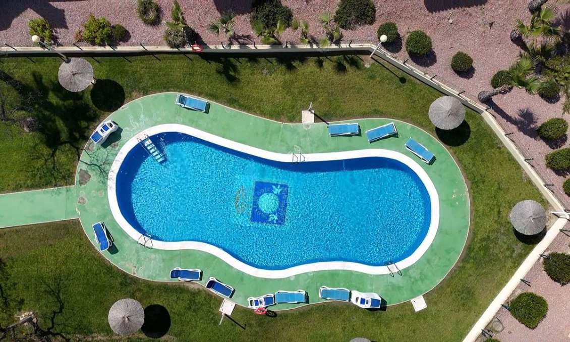 Használt Ingatlanok - Apartman -
Campoamor - Costa Blanca