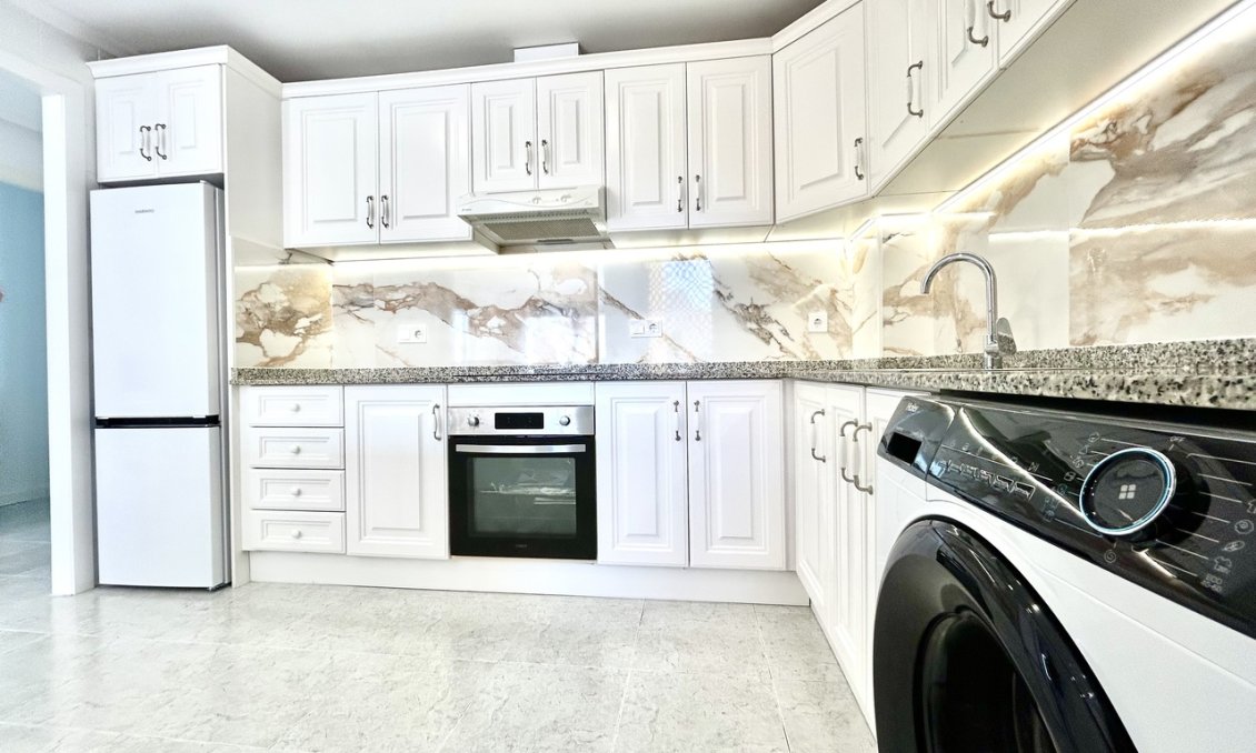 Használt Ingatlanok - Apartman -
Campoamor - Costa Blanca