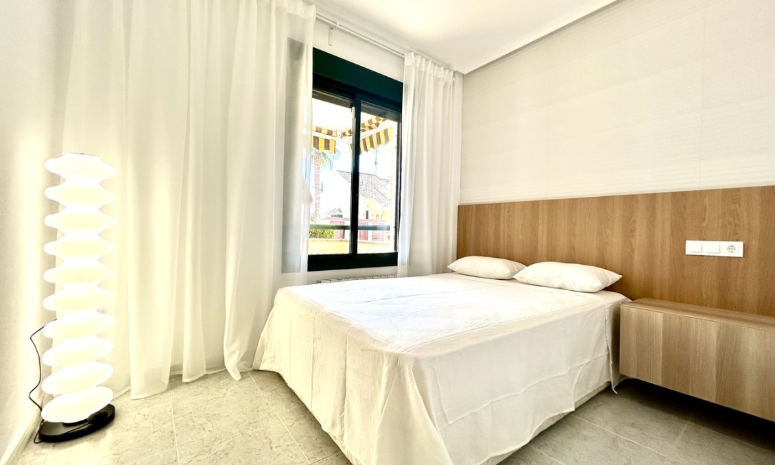 Használt Ingatlanok - Apartman -
Campoamor - Costa Blanca