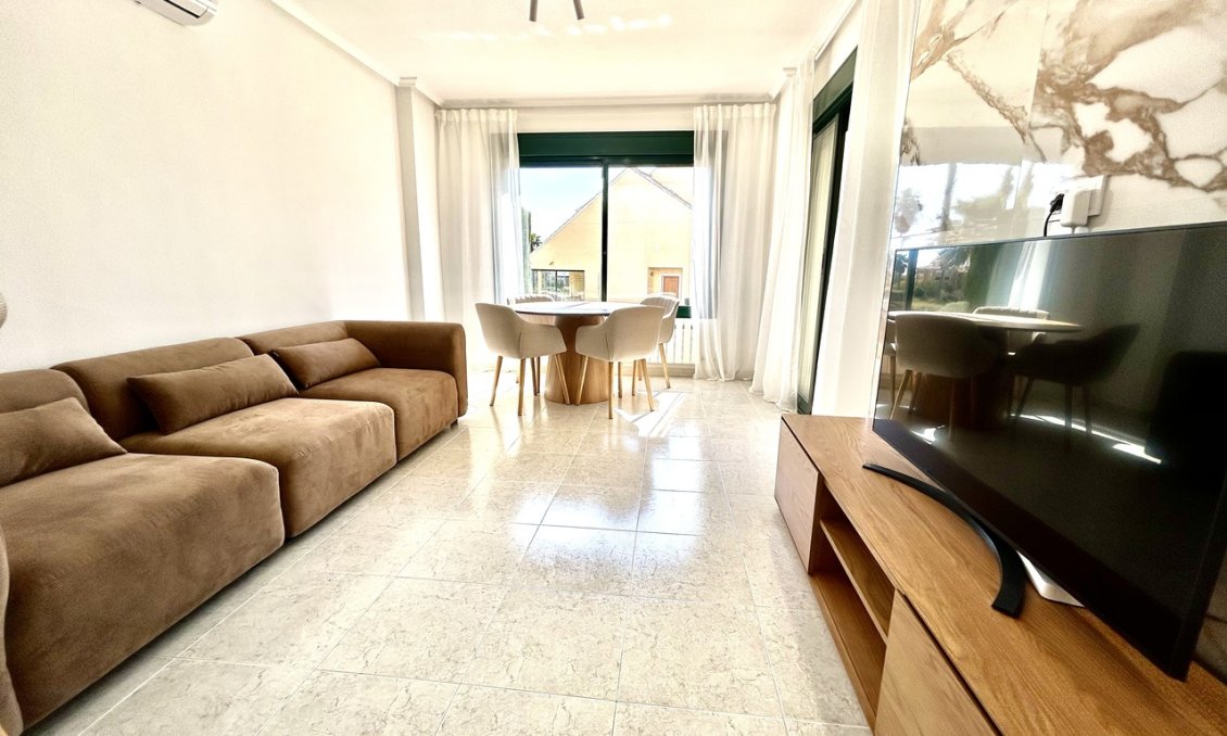 Használt Ingatlanok - Apartman -
Campoamor - Costa Blanca