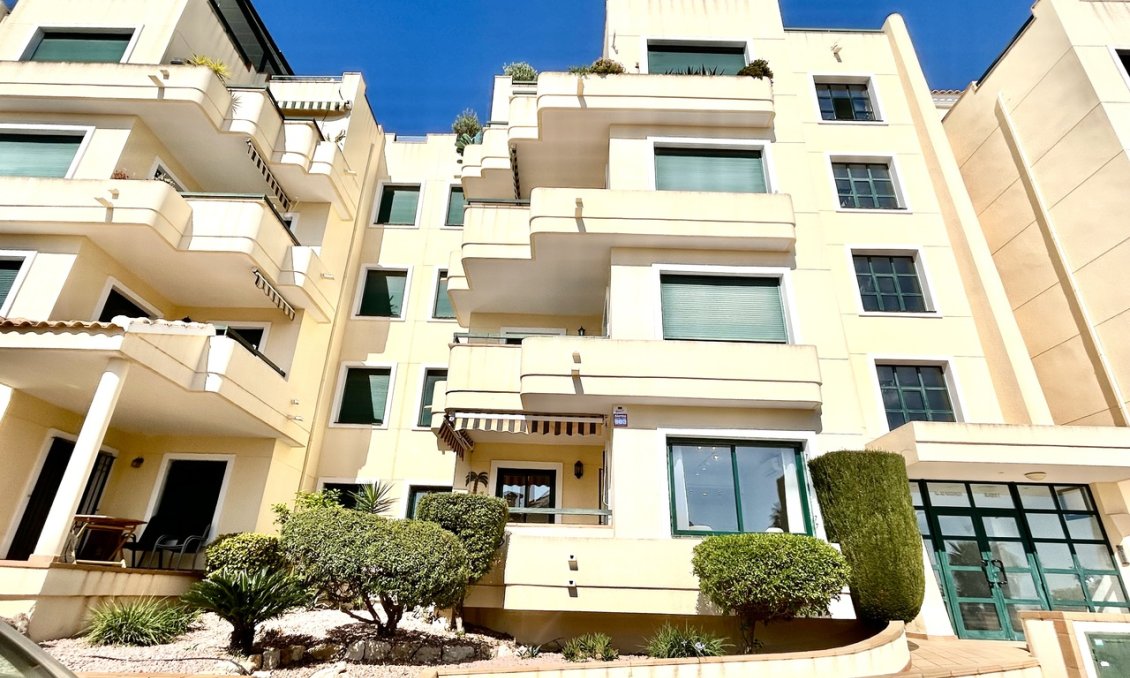 Használt Ingatlanok - Apartman -
Campoamor - Costa Blanca