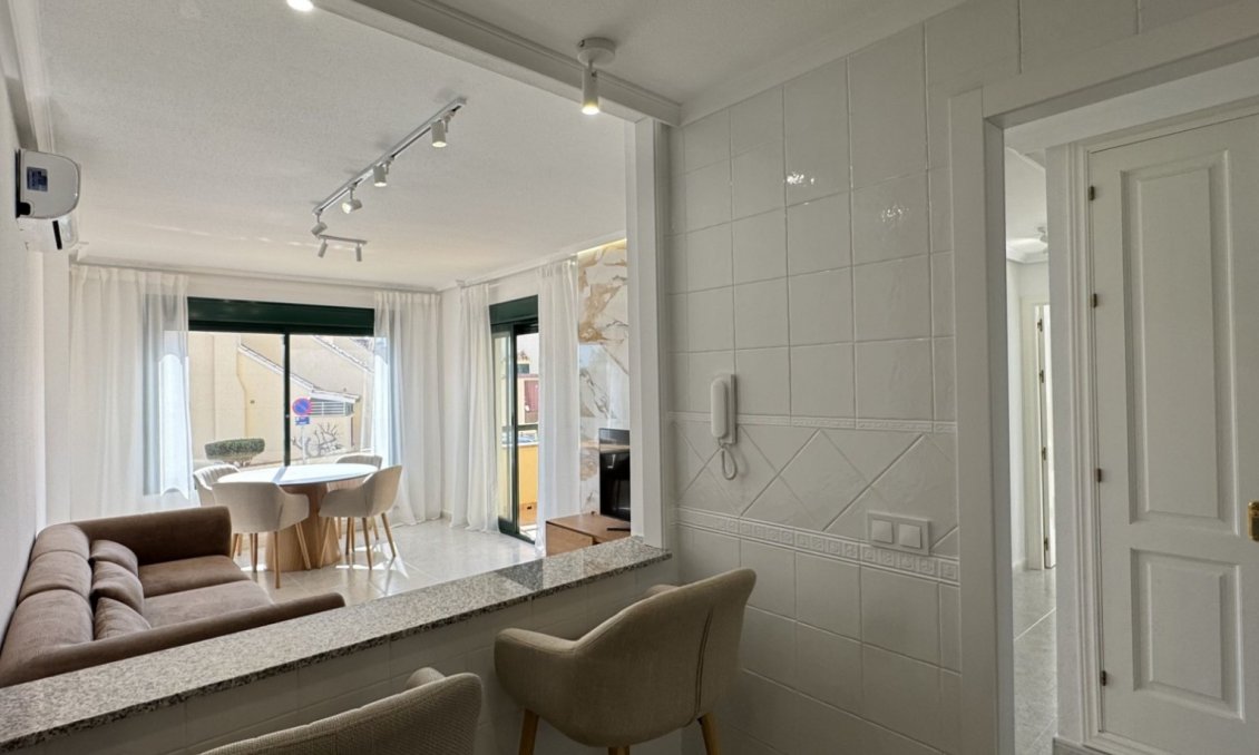 Revente - Appartement -
Orihuela Costa - Costa Blanca