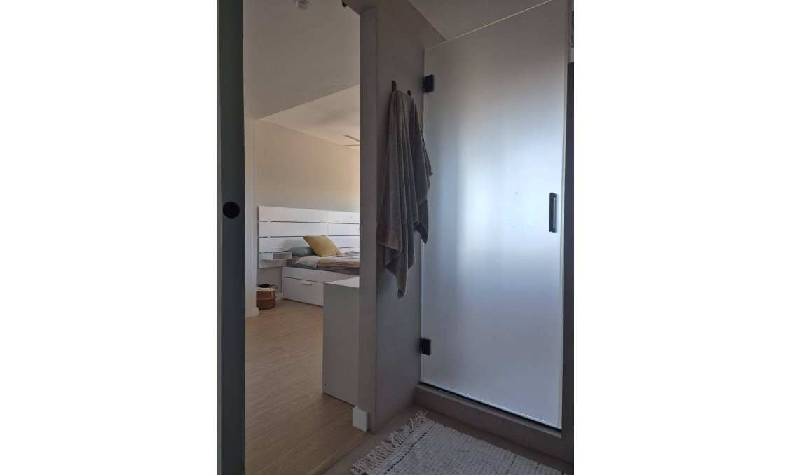 Resale - Duplex -
San Javier