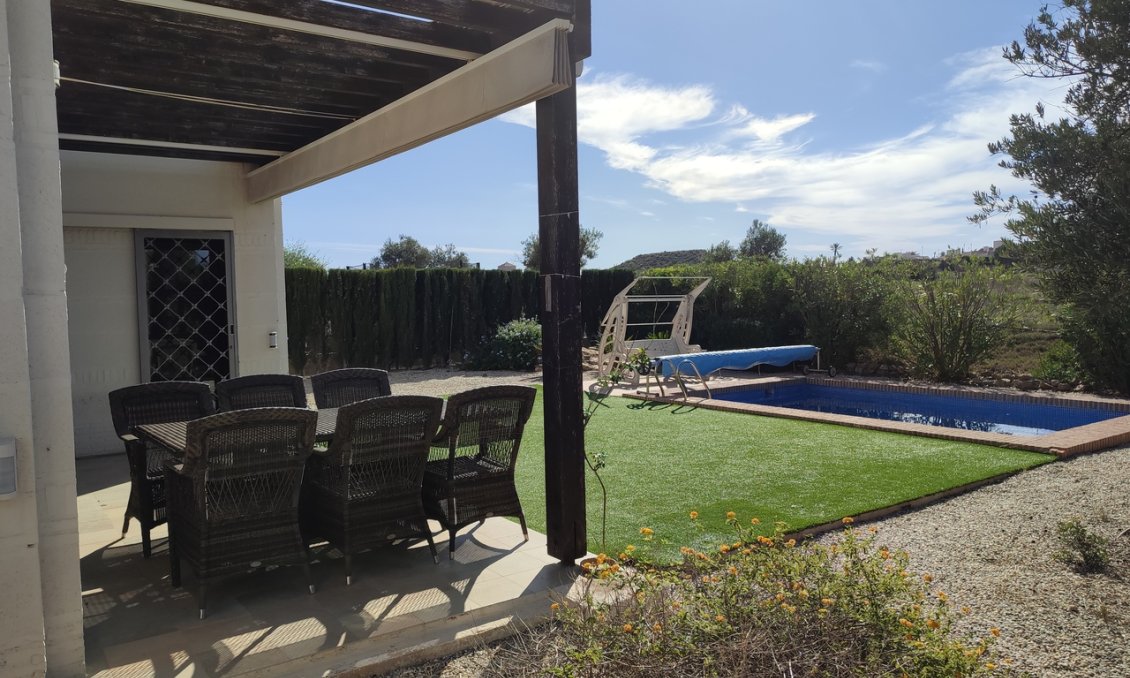 Segunda mano - Villa -
Peraleja Golf - Inland