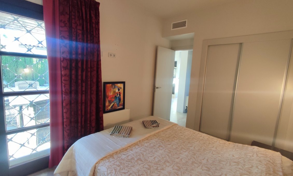 Segunda mano - Villa -
Peraleja Golf - Inland