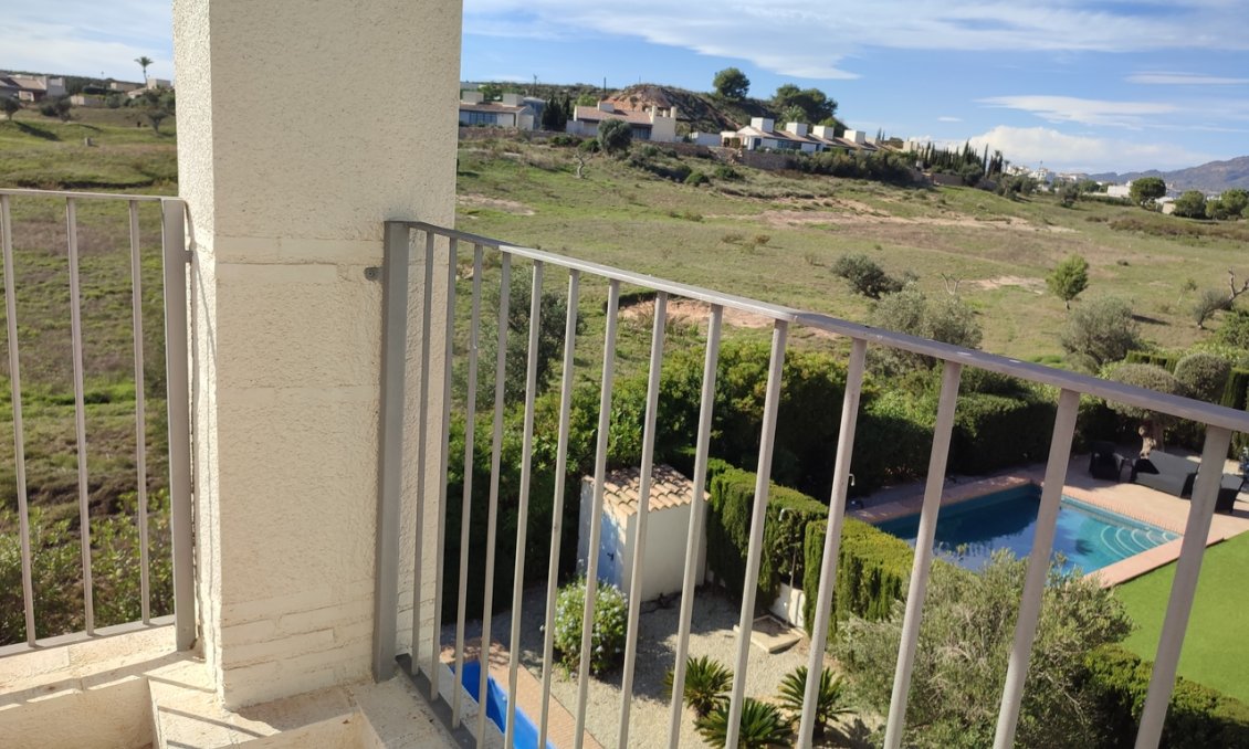 Segunda mano - Villa -
Peraleja Golf - Inland