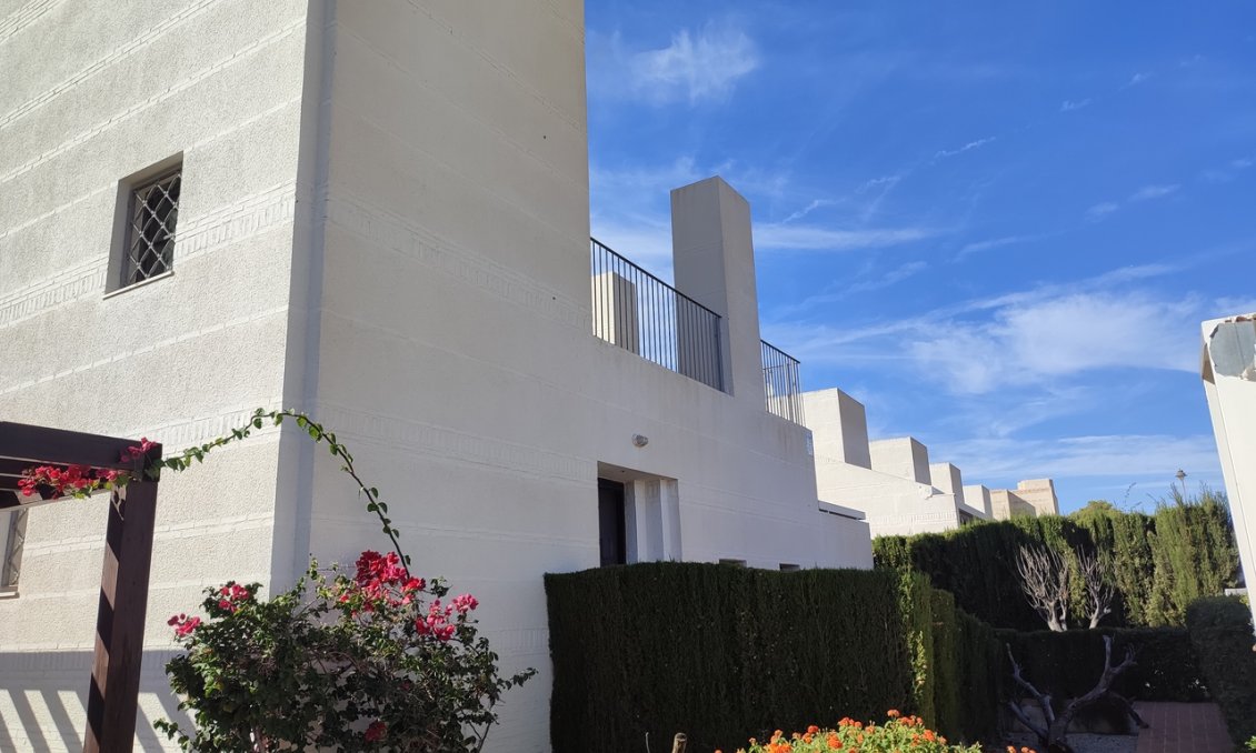 Segunda mano - Villa -
Peraleja Golf - Inland