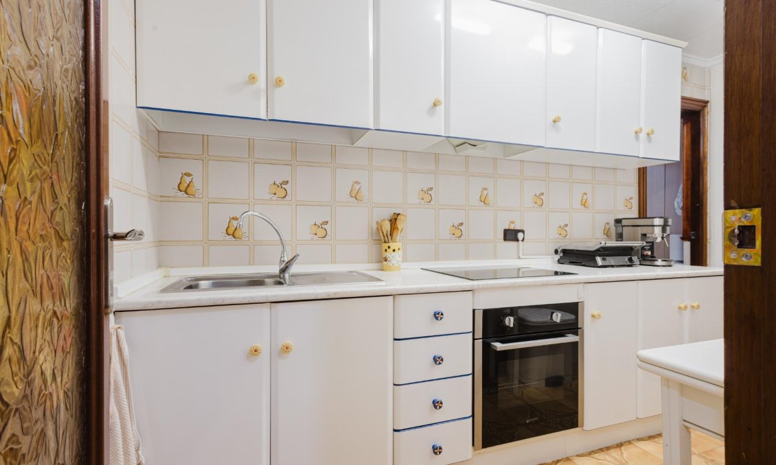 Használt Ingatlanok - Apartman -
Torrevieja - Costa Blanca