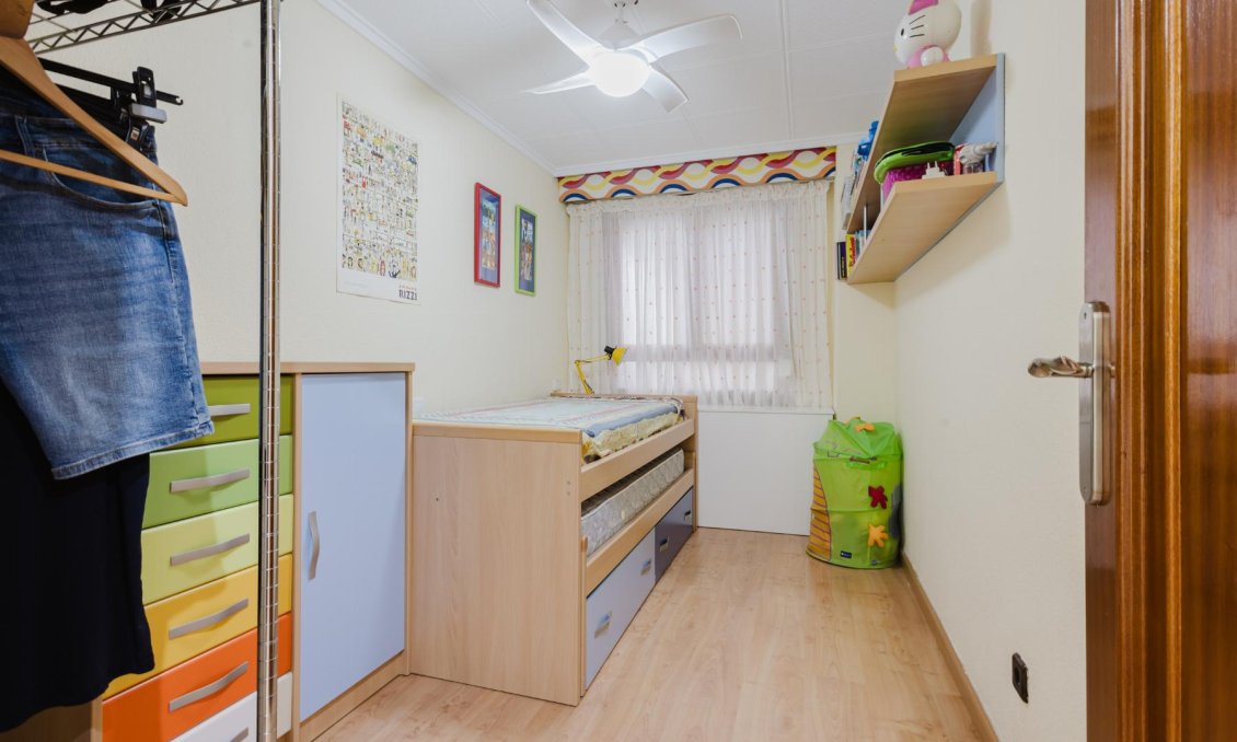 Használt Ingatlanok - Apartman -
Torrevieja - Costa Blanca