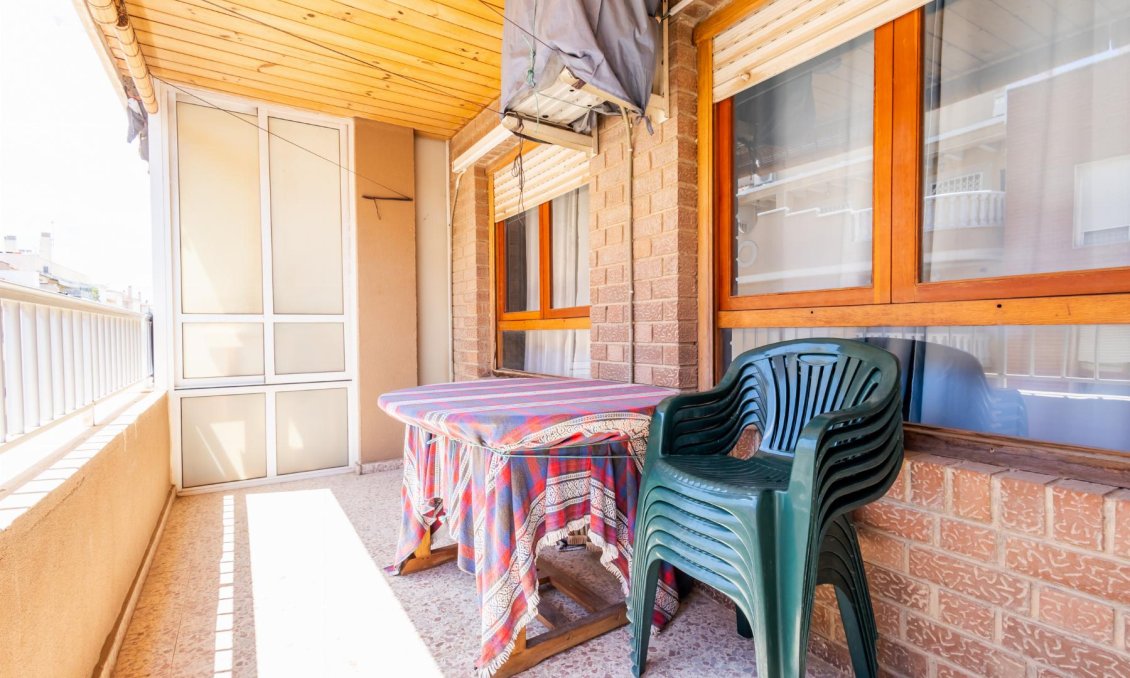 Használt Ingatlanok - Apartman -
Torrevieja - Costa Blanca