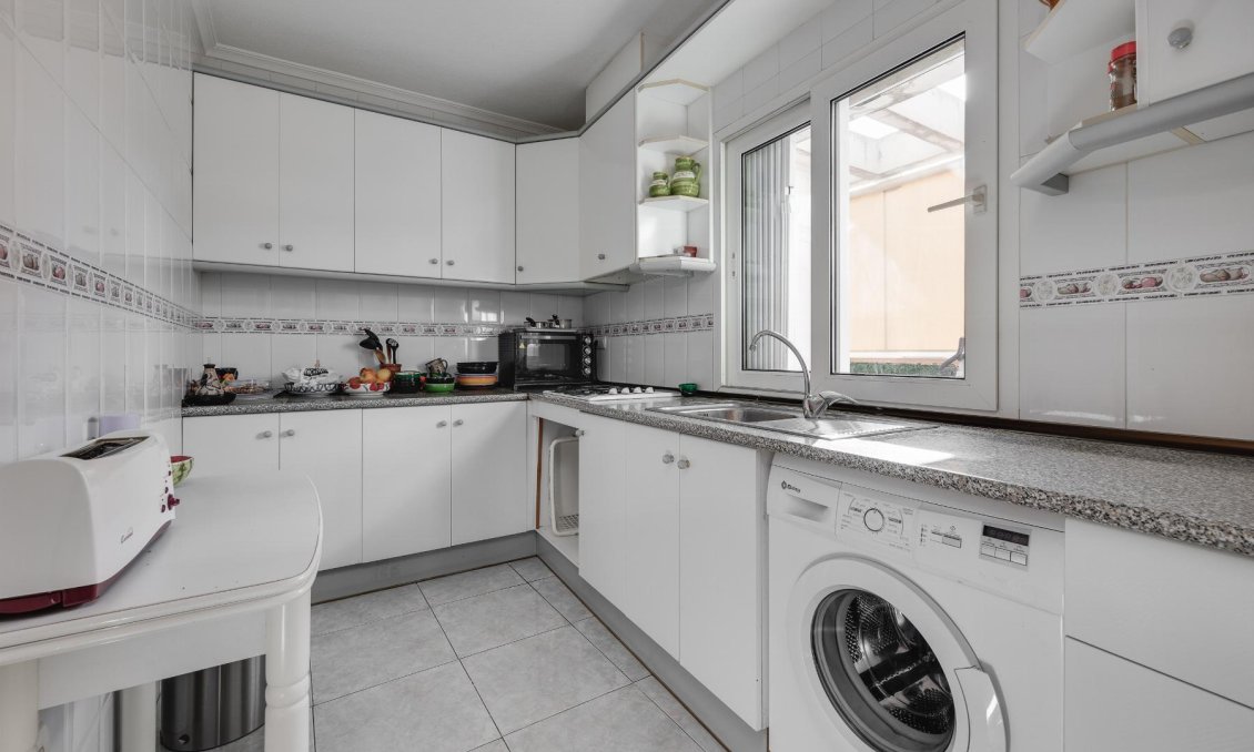 Használt Ingatlanok - Apartman -
Torrevieja - Costa Blanca