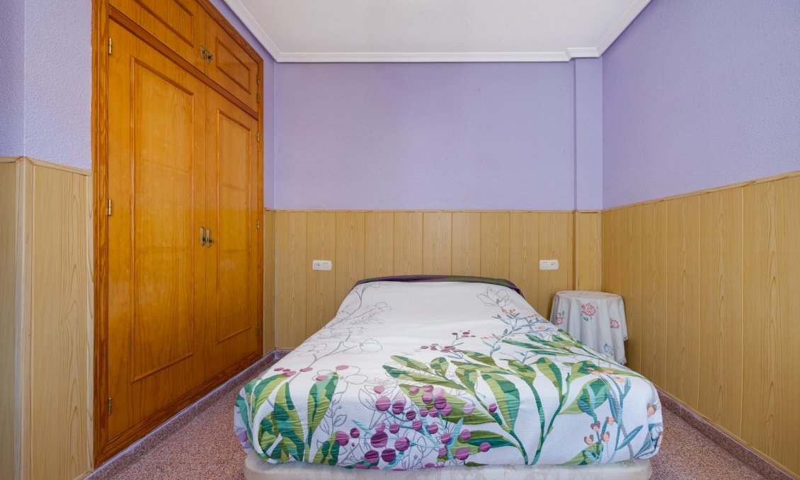 Használt Ingatlanok - Apartman -
Torrevieja - Costa Blanca