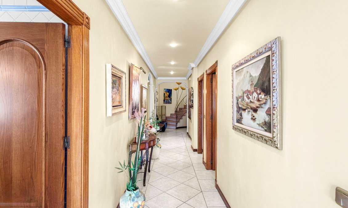 Használt Ingatlanok - Villa -
Torrevieja - Costa Blanca