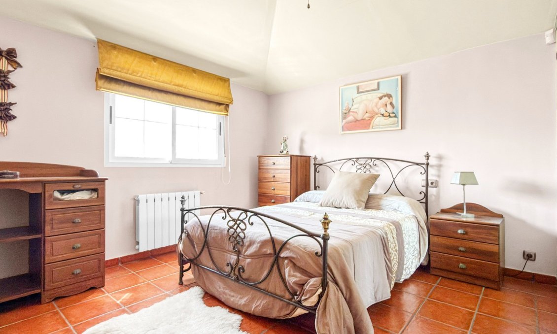 Használt Ingatlanok - Villa -
Torrevieja - Costa Blanca