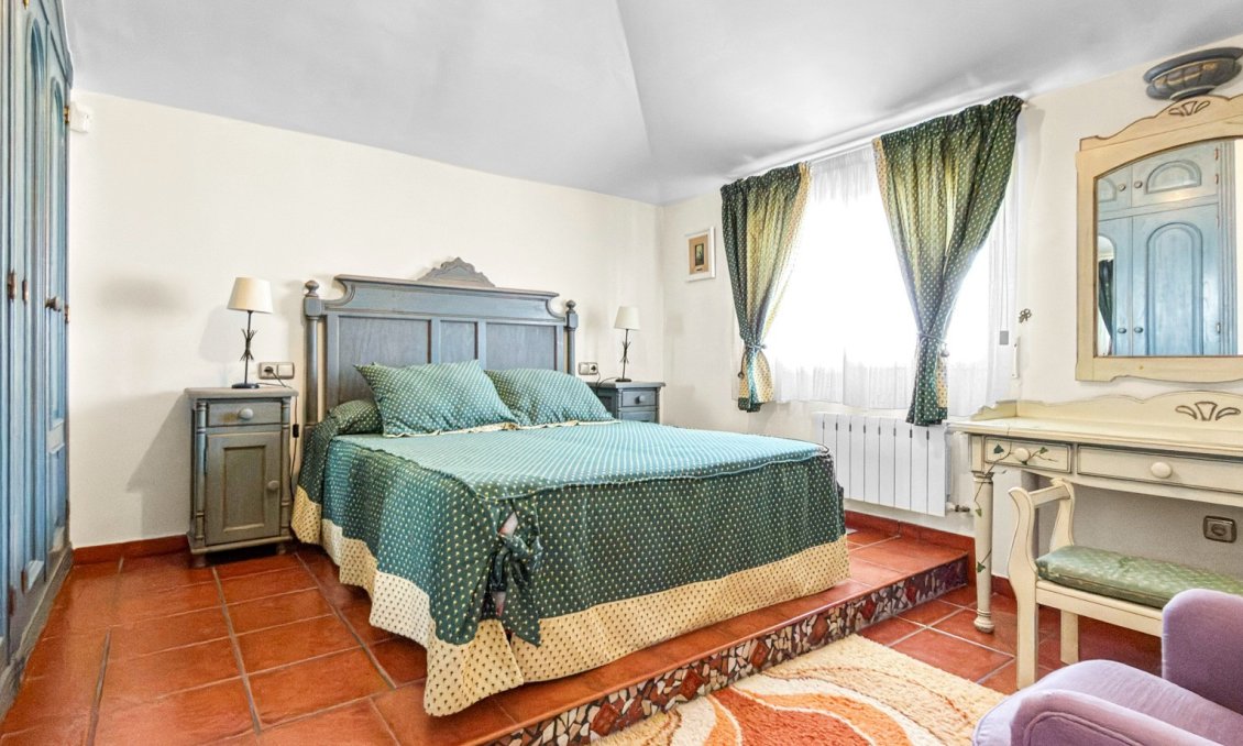 Használt Ingatlanok - Villa -
Torrevieja - Costa Blanca