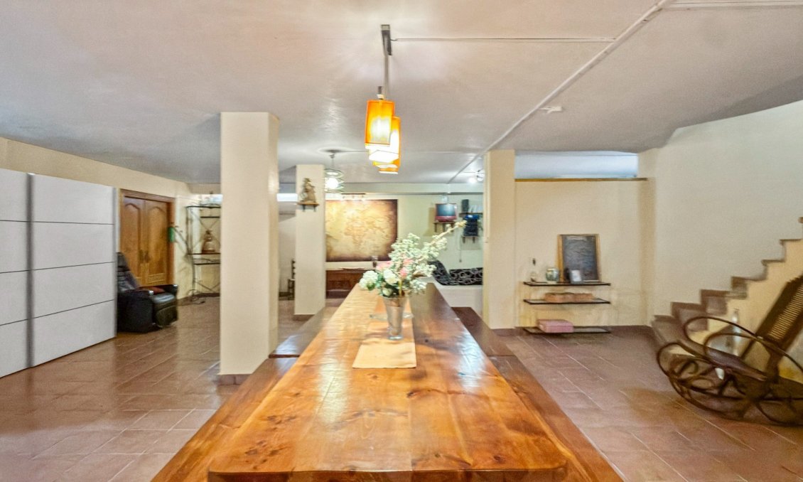 Használt Ingatlanok - Villa -
Torrevieja - Costa Blanca