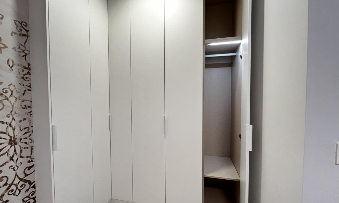 Wiederverkauf - Wohnung -
Torrevieja - Playa del Cura