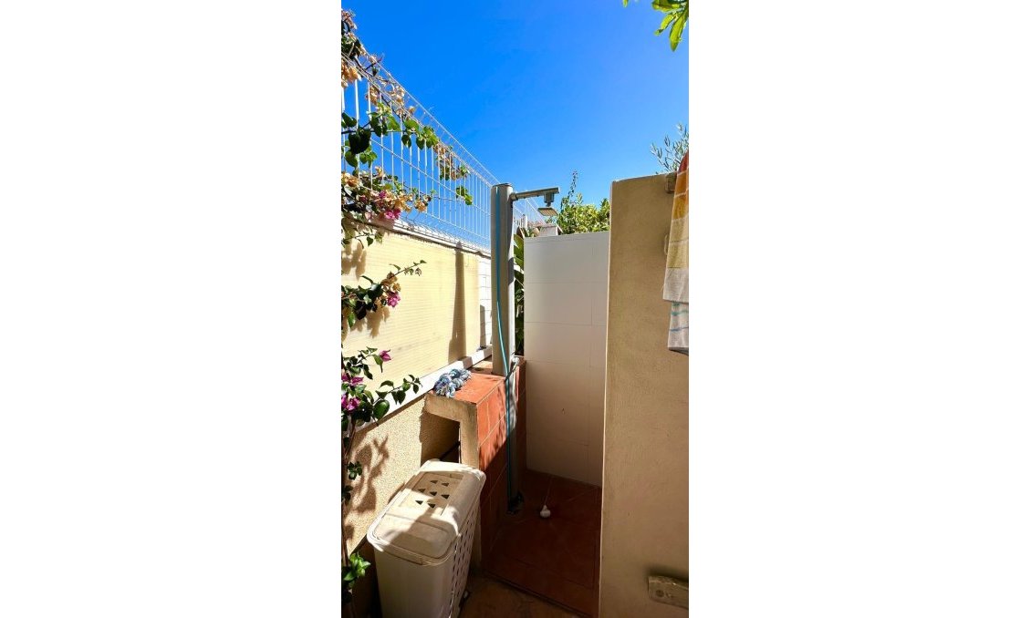 Használt Ingatlanok - Villa -
Orihuela Costa - La Regia