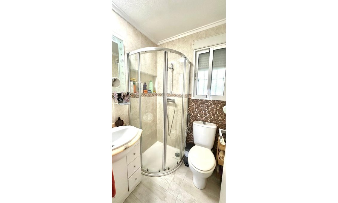 Használt Ingatlanok - Villa -
Orihuela Costa - La Regia