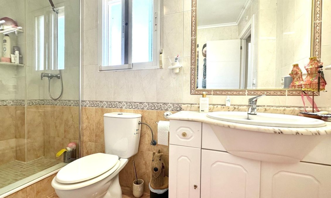 Használt Ingatlanok - Villa -
Orihuela Costa - La Regia