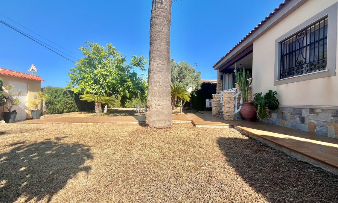 Resale - Villa -
Torrevieja - Los Balcones - Los Altos del Edén