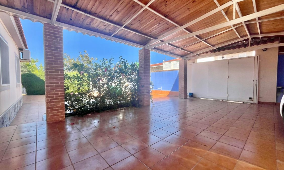 Resale - Villa -
Torrevieja - Los Balcones - Los Altos del Edén