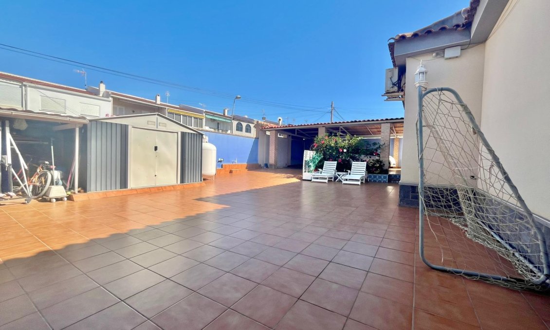 Resale - Villa -
Torrevieja - Los Balcones - Los Altos del Edén