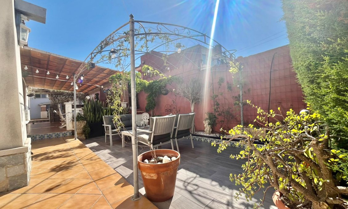 Resale - Villa -
Torrevieja - Los Balcones - Los Altos del Edén