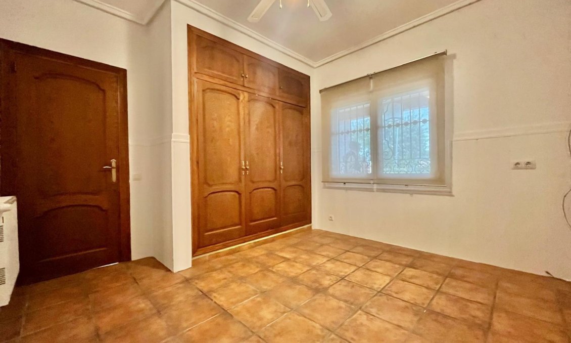 Resale - Villa -
Torrevieja - Los Balcones - Los Altos del Edén