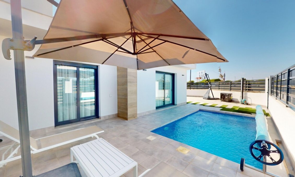 Használt Ingatlanok - Villa -
Roldan - Inland