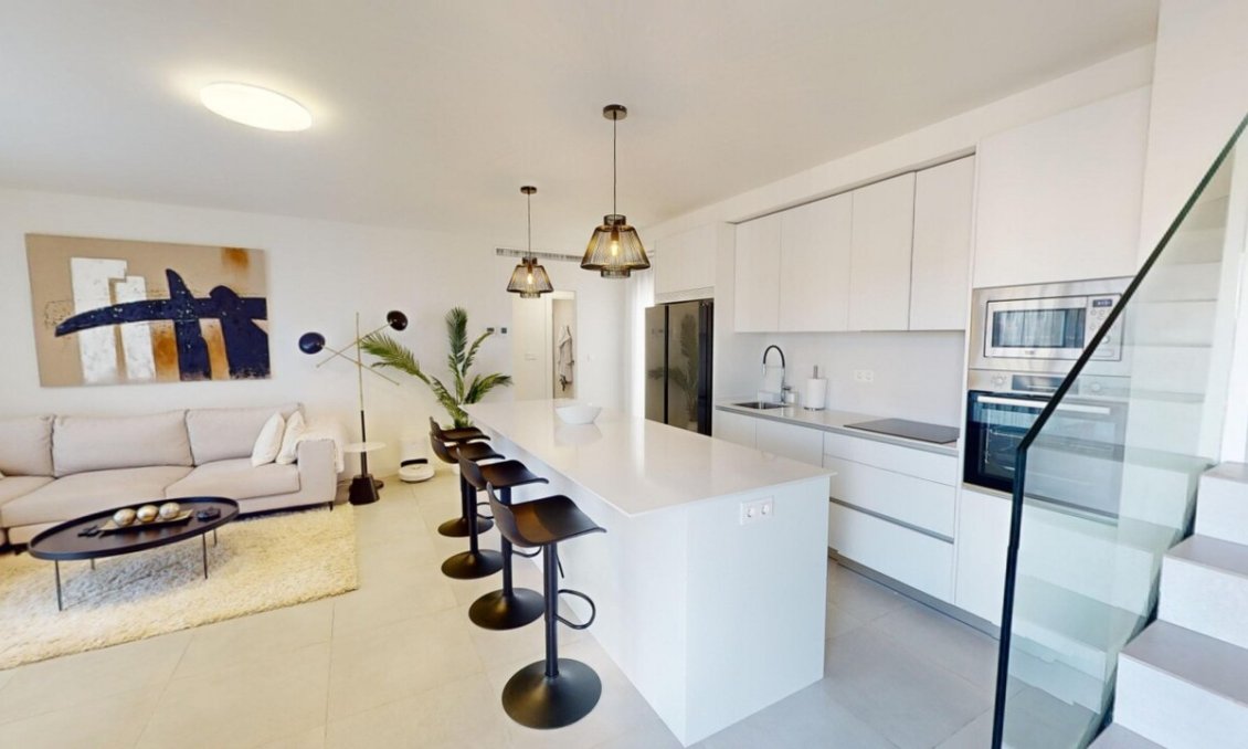 Használt Ingatlanok - Villa -
Roldan - Inland