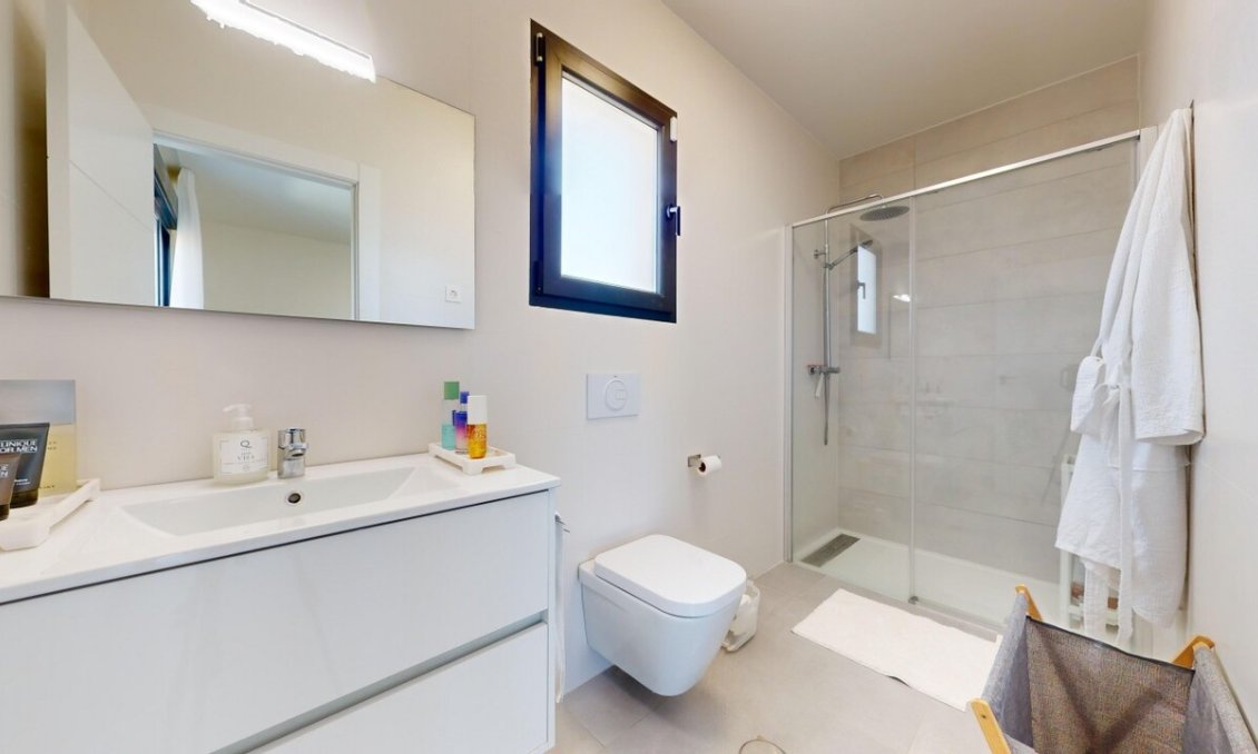 Használt Ingatlanok - Villa -
Roldan - Inland