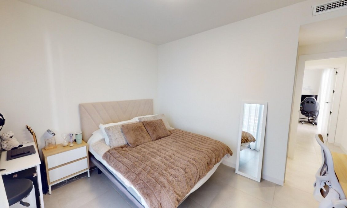 Használt Ingatlanok - Villa -
Roldan - Inland