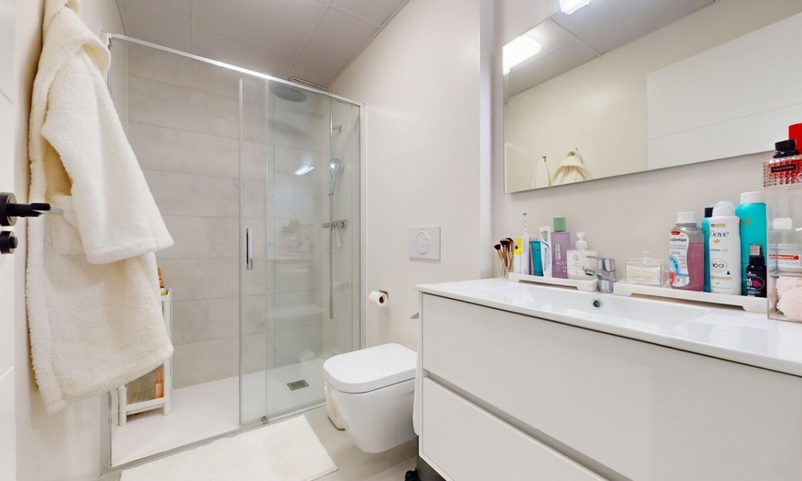 Használt Ingatlanok - Villa -
Roldan - Inland