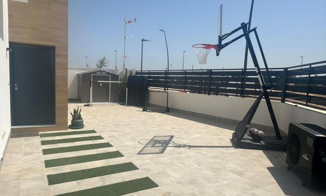 Használt Ingatlanok - Villa -
Roldan - Inland