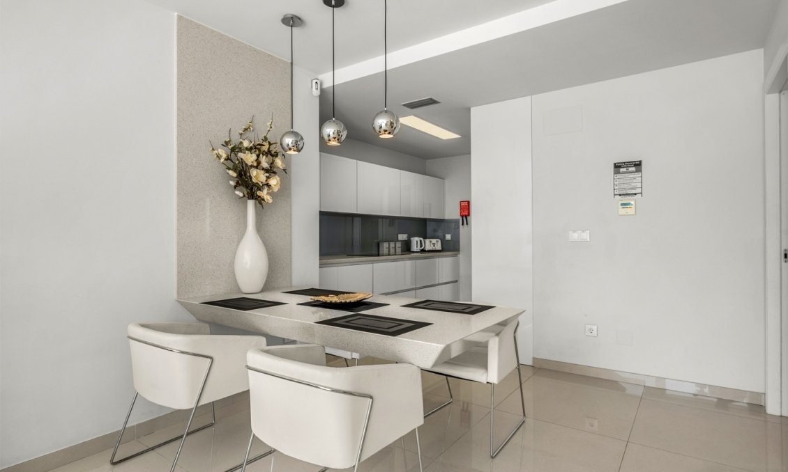 Resale - Villa -
Torrevieja