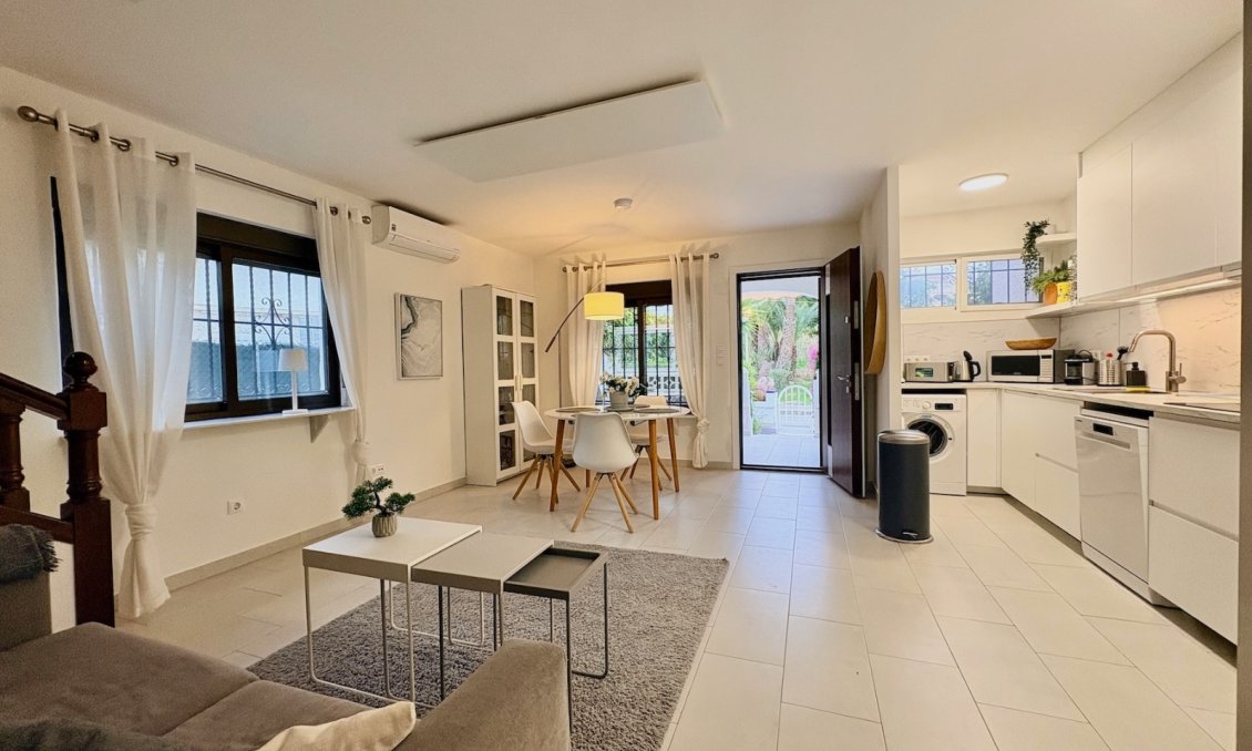 Revânzare - Town House -
Orihuela Costa - Costa Blanca