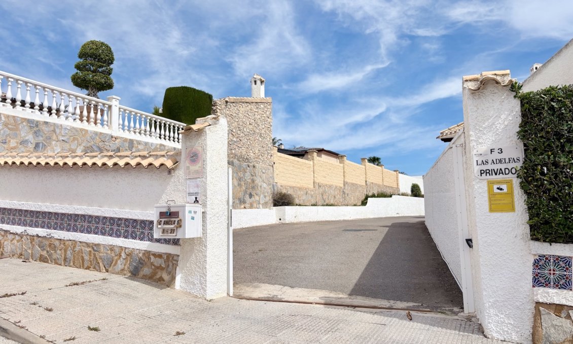 Revânzare - Town House -
Orihuela Costa - Costa Blanca