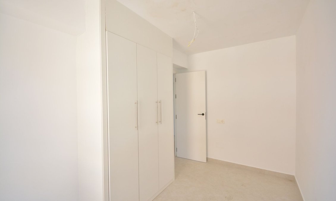Resale - Apartment -
Torrevieja - Costa Blanca