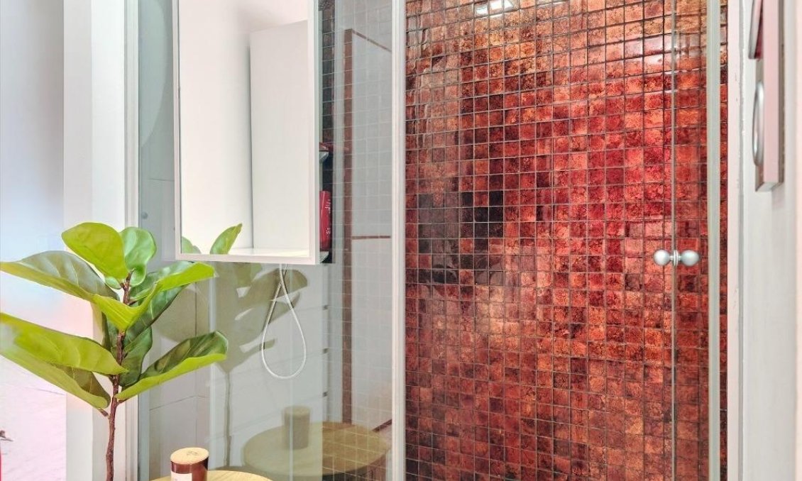 Revânzare - Apartament -
Torrevieja - Estacion De Autobuses