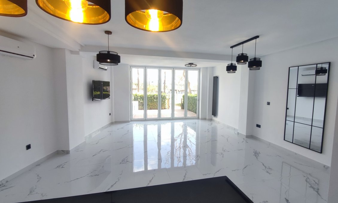 Resale - Apartment -
Hacienda Riquelme Golf Resort - Inland