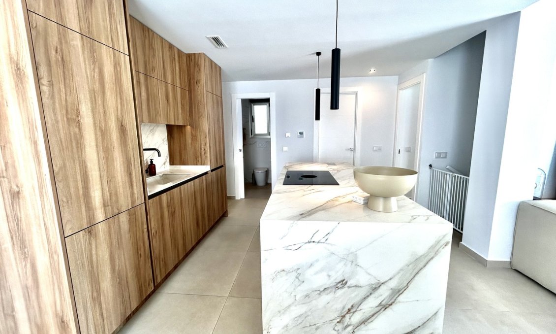 Revânzare - Vilă -
San Miguel de Salinas - Inland