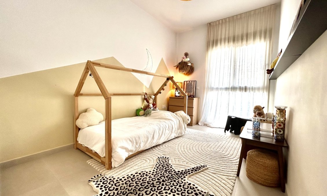 Revânzare - Vilă -
San Miguel de Salinas - Inland