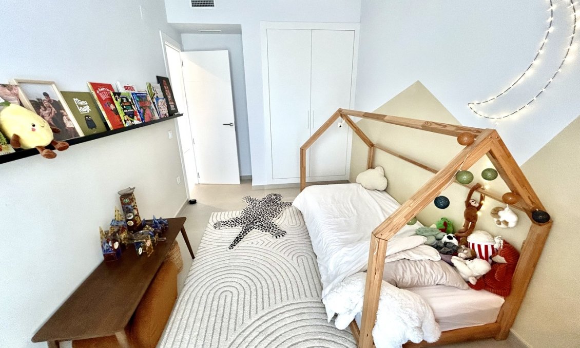 Revânzare - Vilă -
San Miguel de Salinas - Inland