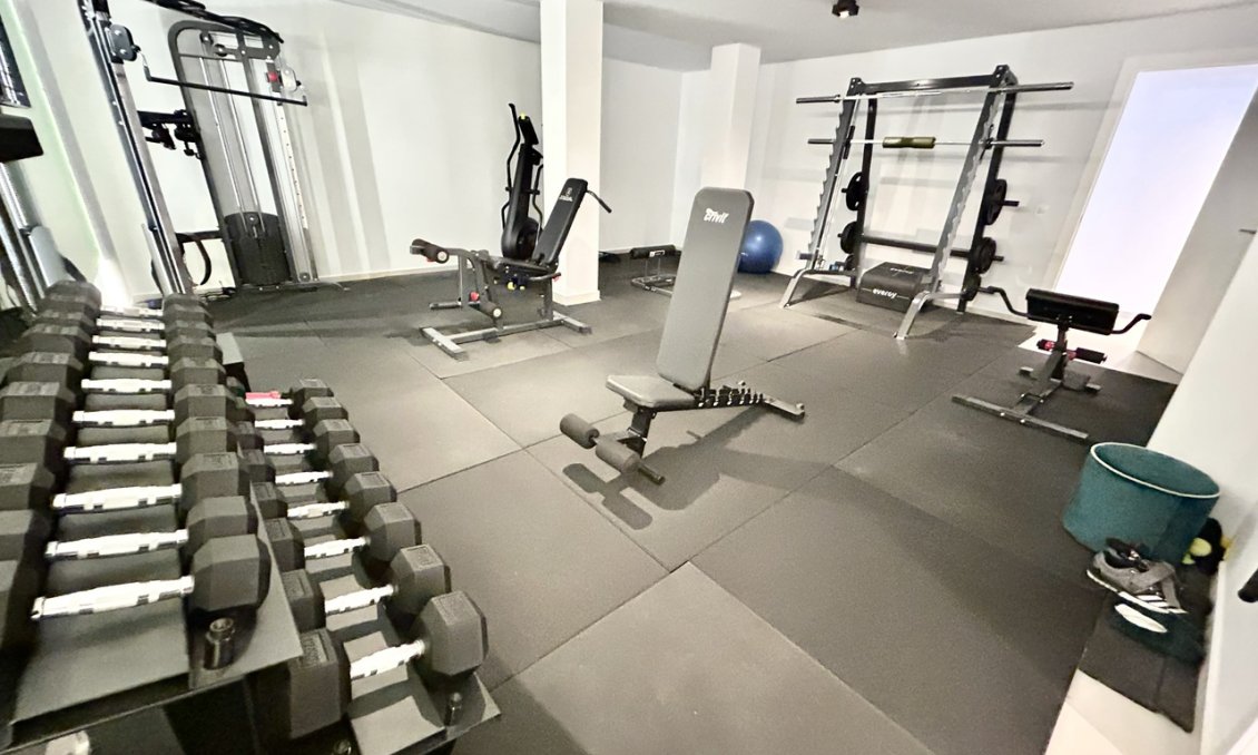 Revânzare - Vilă -
San Miguel de Salinas - Inland