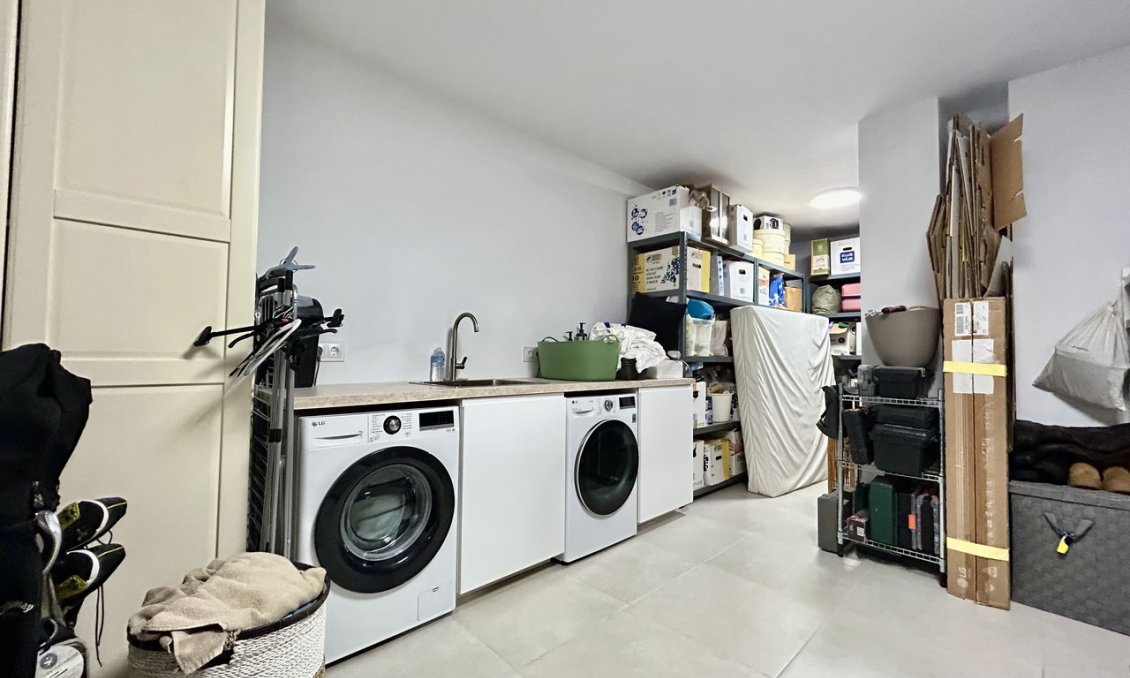 Revânzare - Vilă -
San Miguel de Salinas - Inland