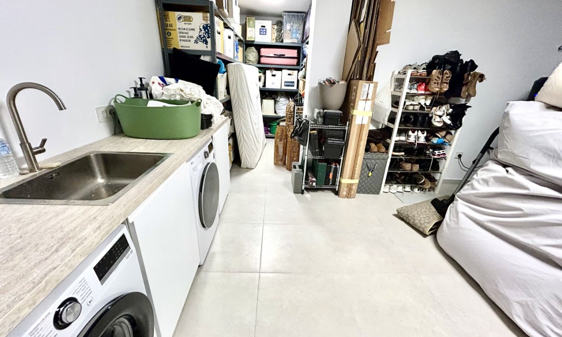 Revânzare - Vilă -
San Miguel de Salinas - Inland