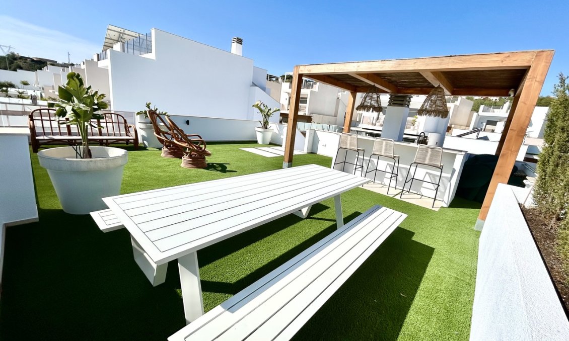 Revânzare - Vilă -
San Miguel de Salinas - Inland